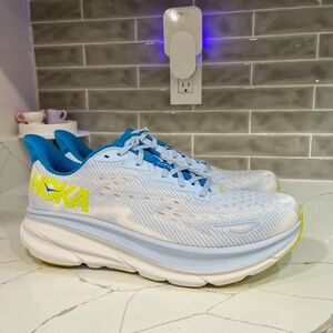 Hoka Clifton 9 Running Shoes. Men’s Size 11.5D  Color Ice Water